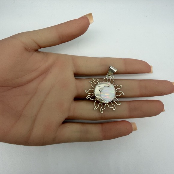 Sterling Silver Mexico Sun Ray Moon Face Eclipse Celestial Pendant Fire Opal 925 - Picture 2 of 6